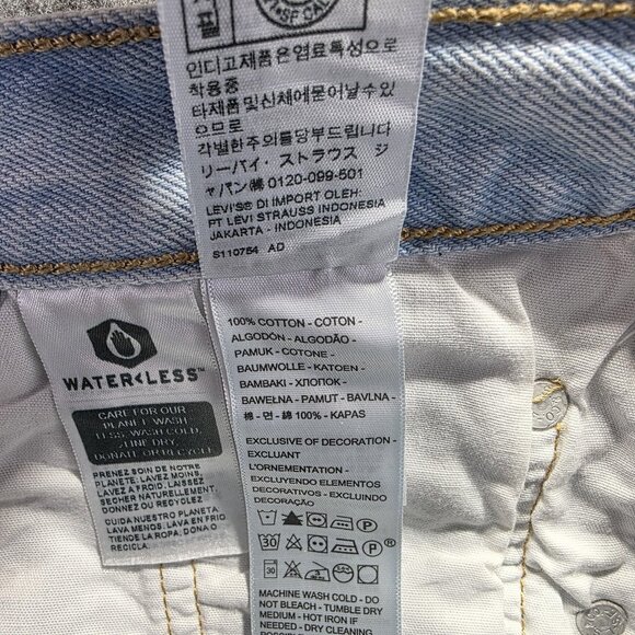 Levis 501 Original Jeans Womens 29x32 Light Wash Blue Button Fly Straight Leg - Picture 12 of 13